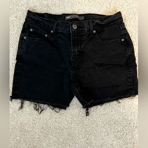 LEVI’S 505 Straight Leg Shorts Women’s 6 Black